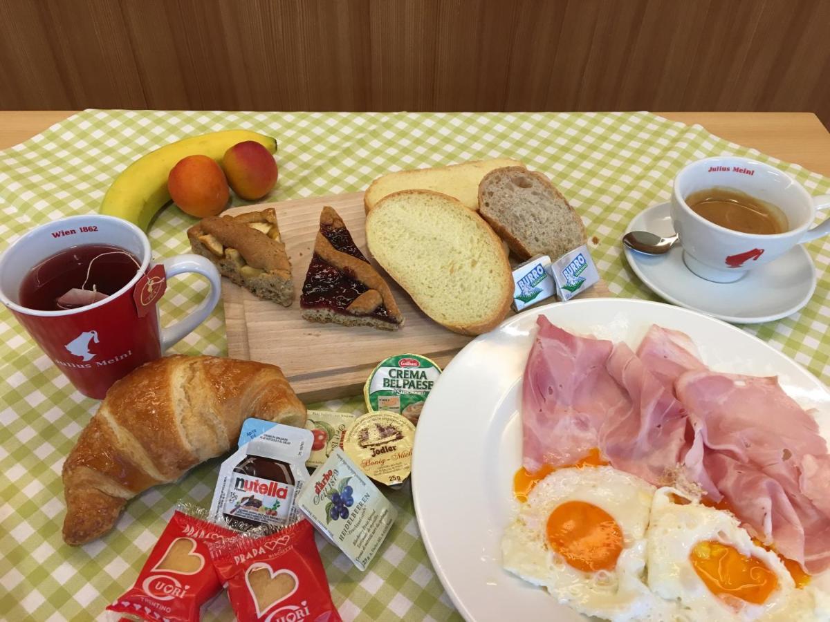 Hotel Vezzano Экстерьер фото